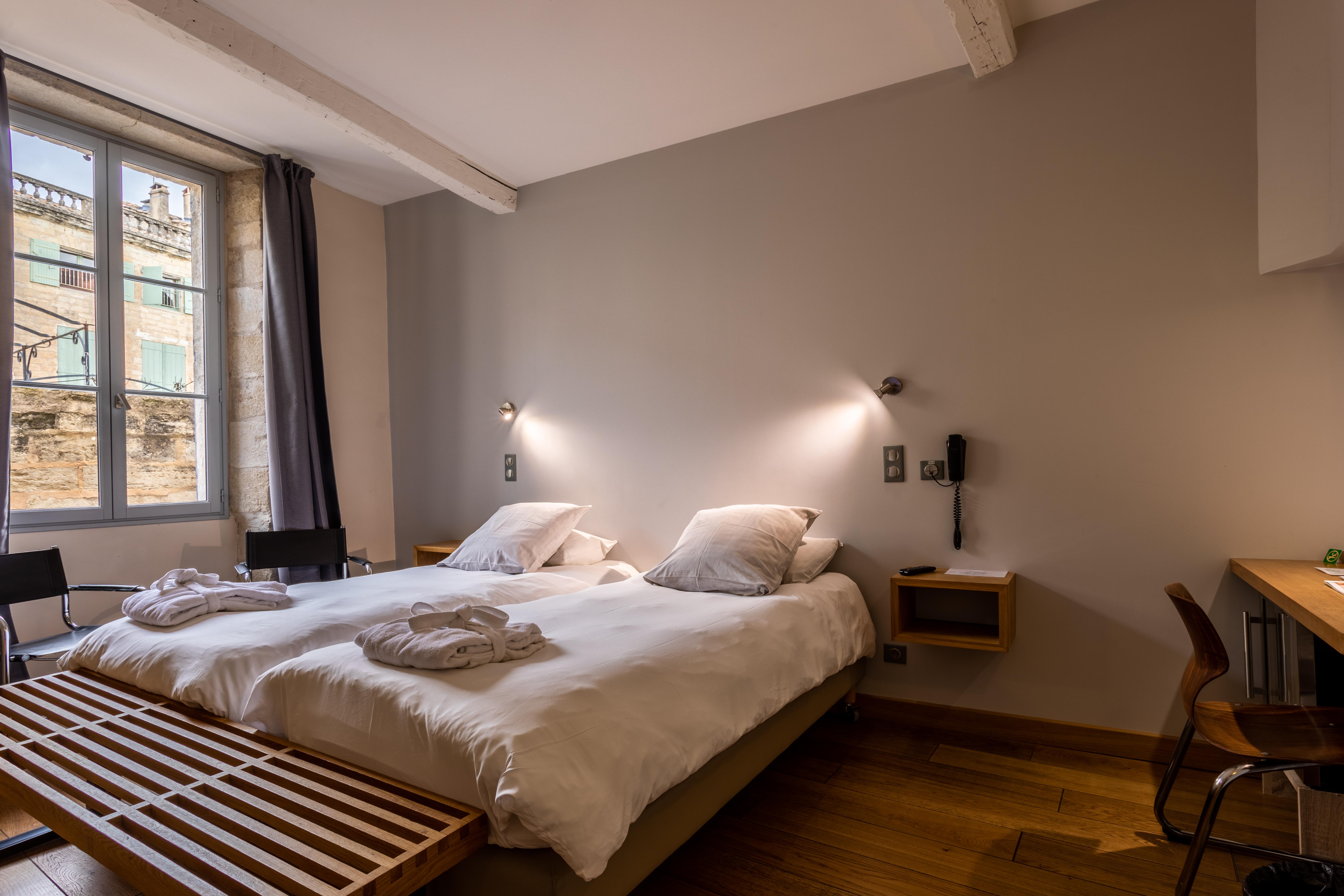 Boutique Hotel Entraigues Юзес Екстер'єр фото