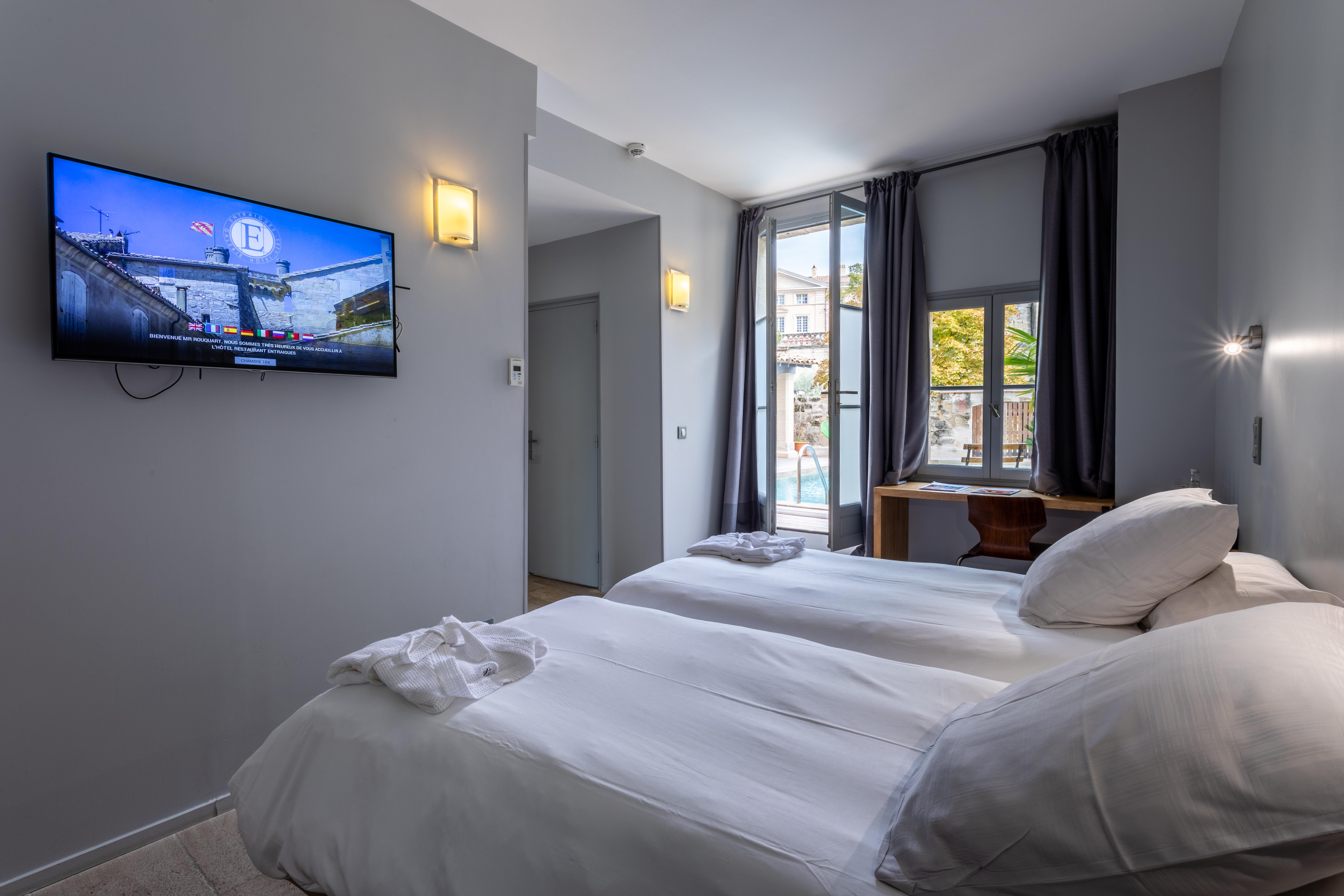 Boutique Hotel Entraigues Юзес Екстер'єр фото