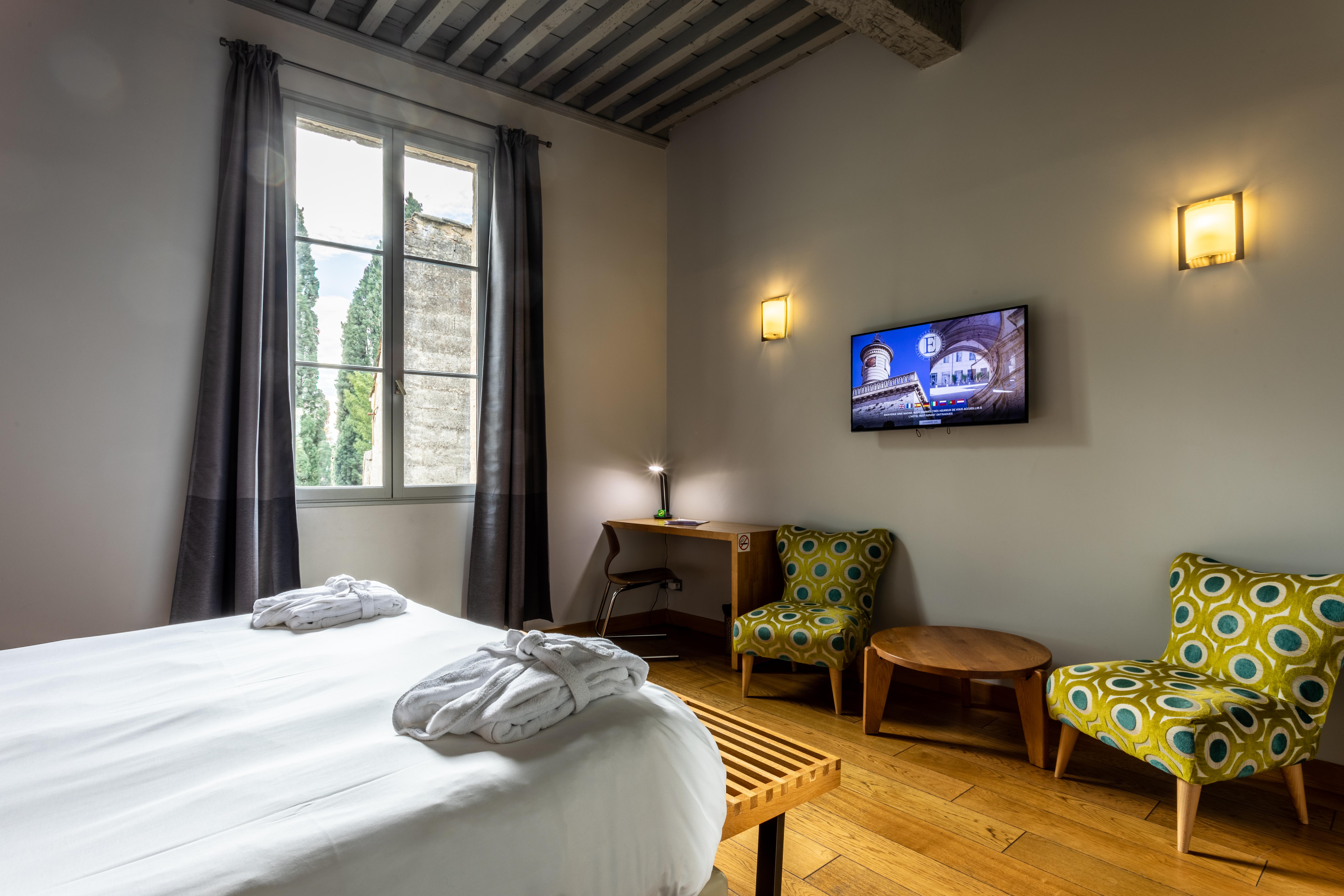 Boutique Hotel Entraigues Юзес Екстер'єр фото
