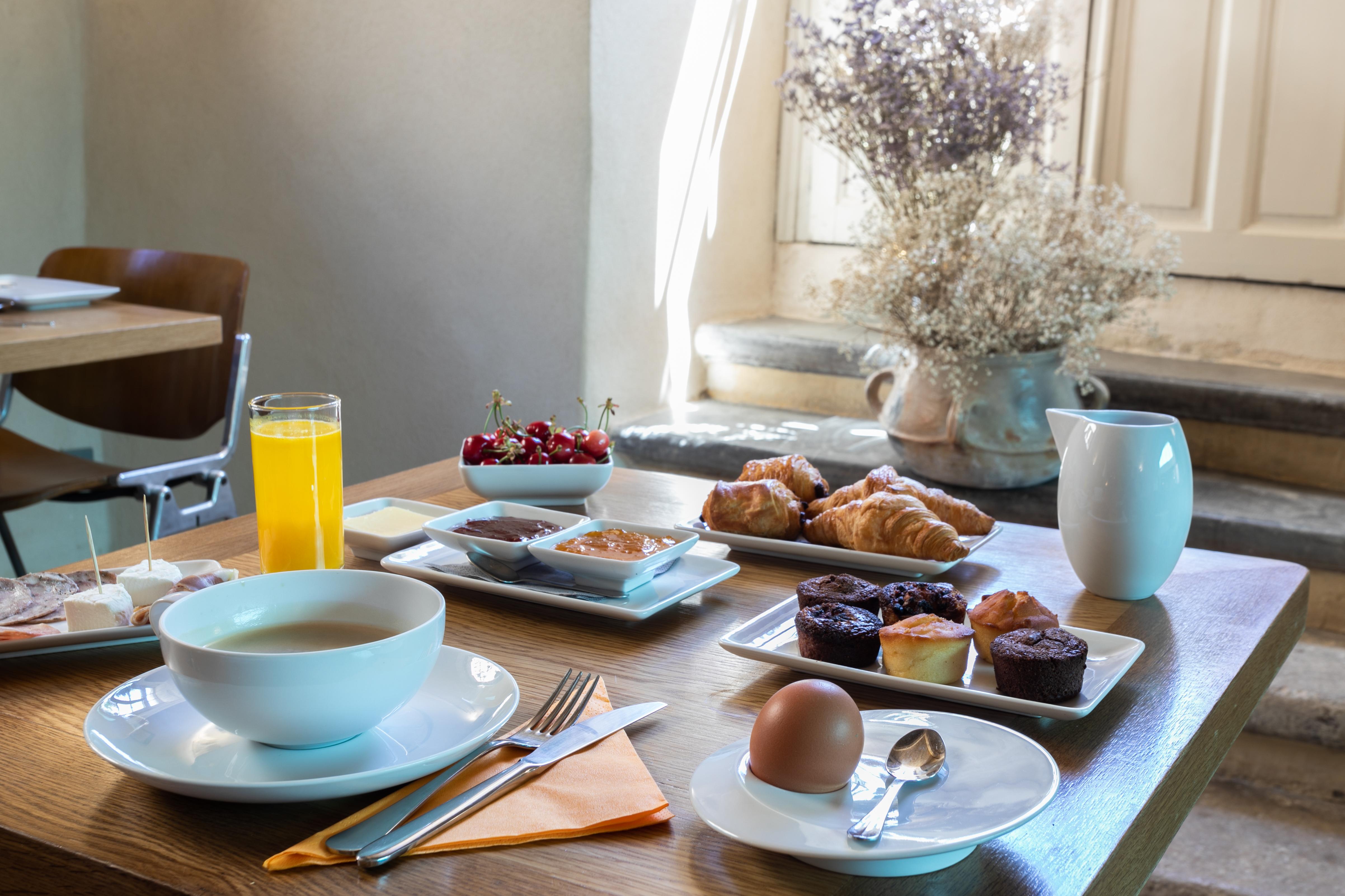 Boutique Hotel Entraigues Юзес Екстер'єр фото