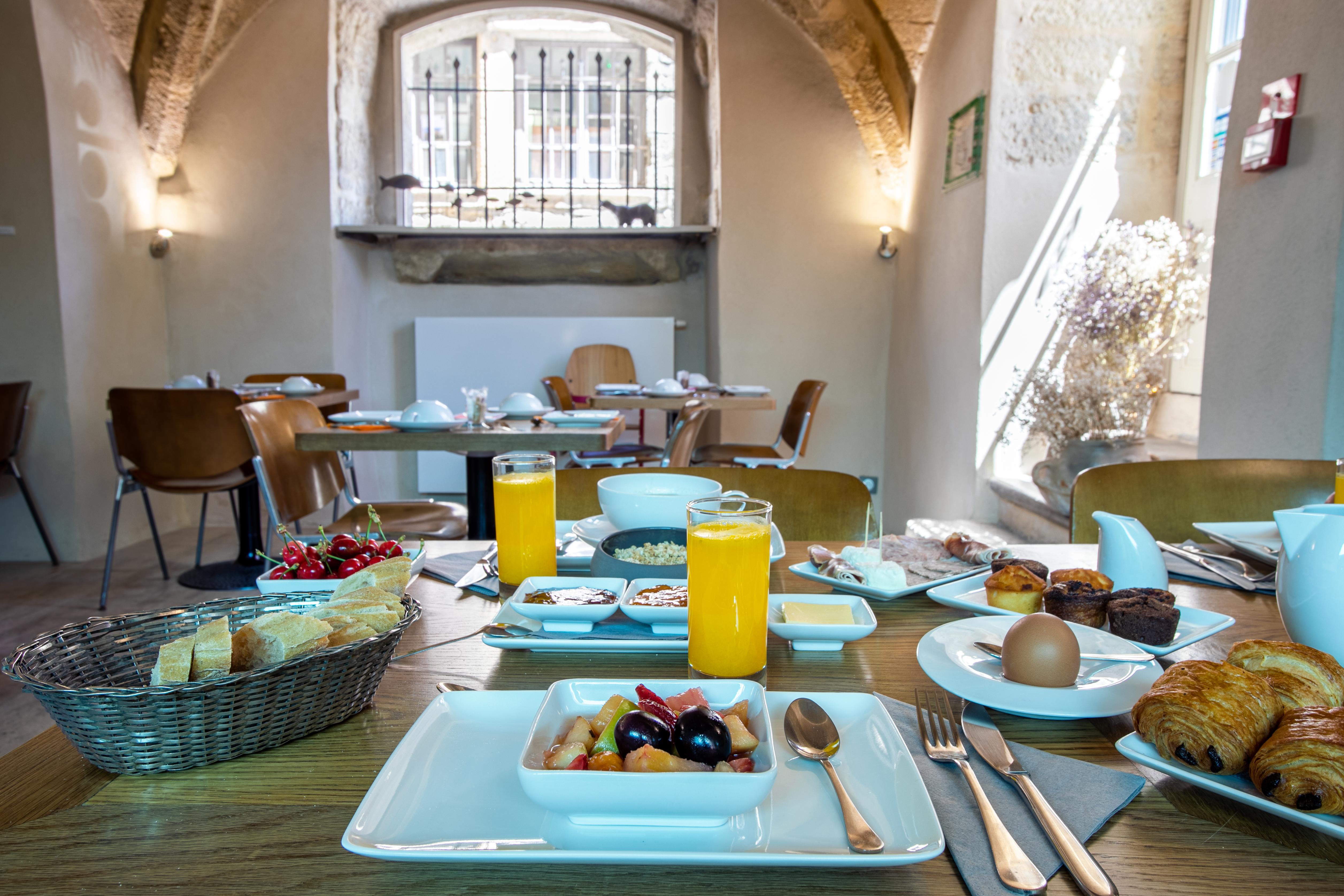 Boutique Hotel Entraigues Юзес Екстер'єр фото