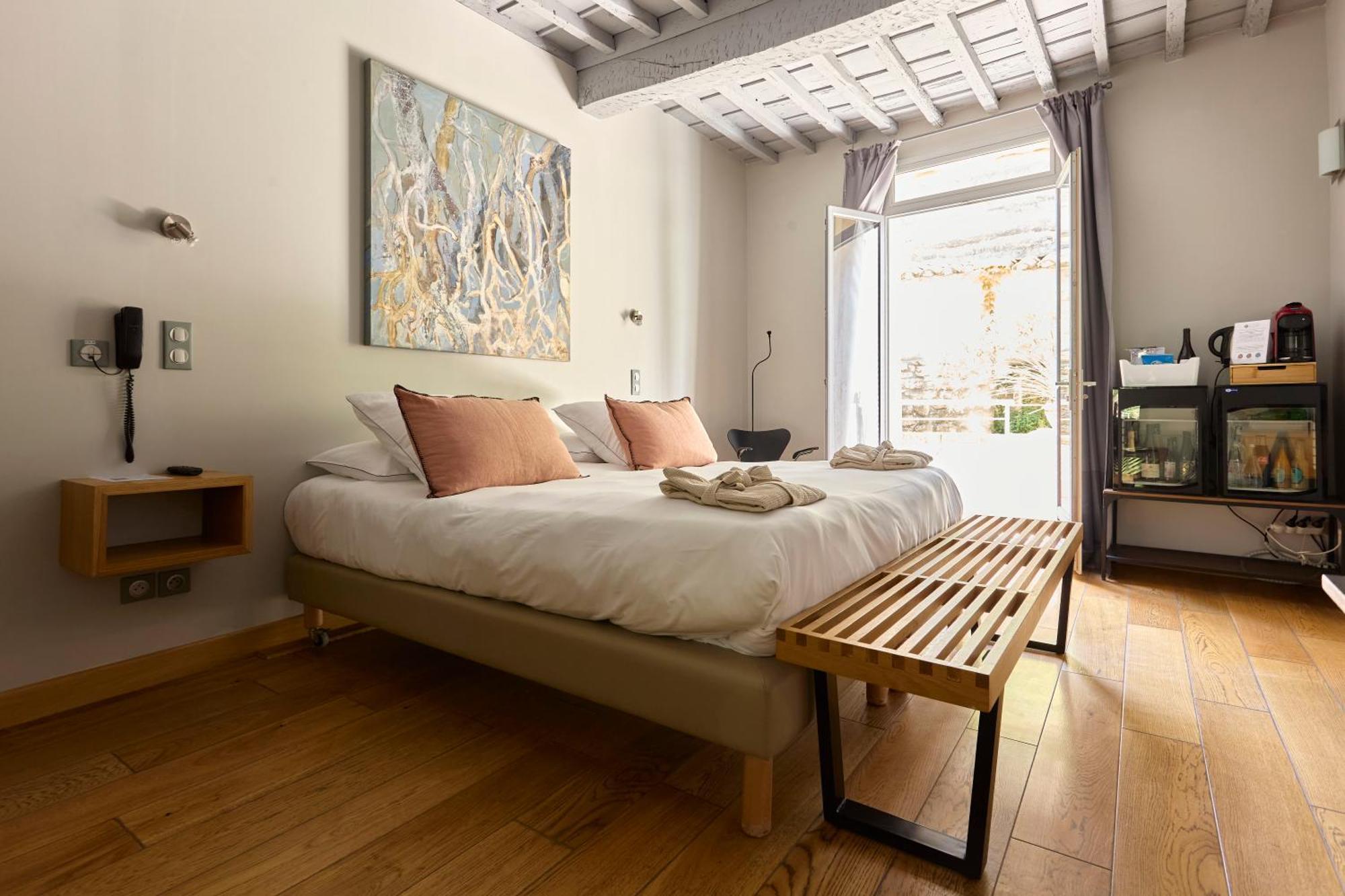 Boutique Hotel Entraigues Юзес Екстер'єр фото