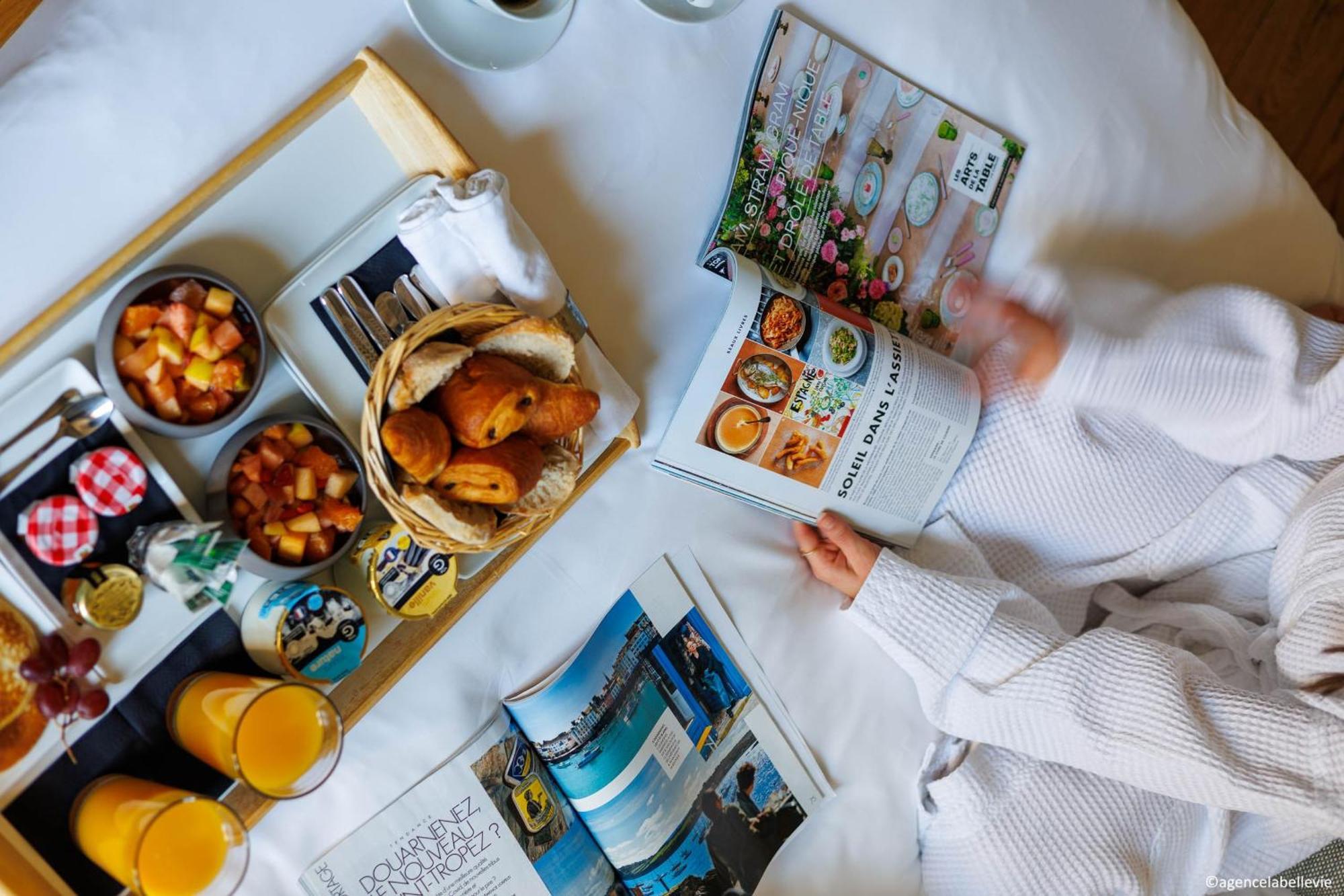 Boutique Hotel Entraigues Юзес Екстер'єр фото